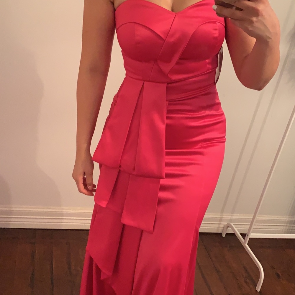 Evening gown / dress